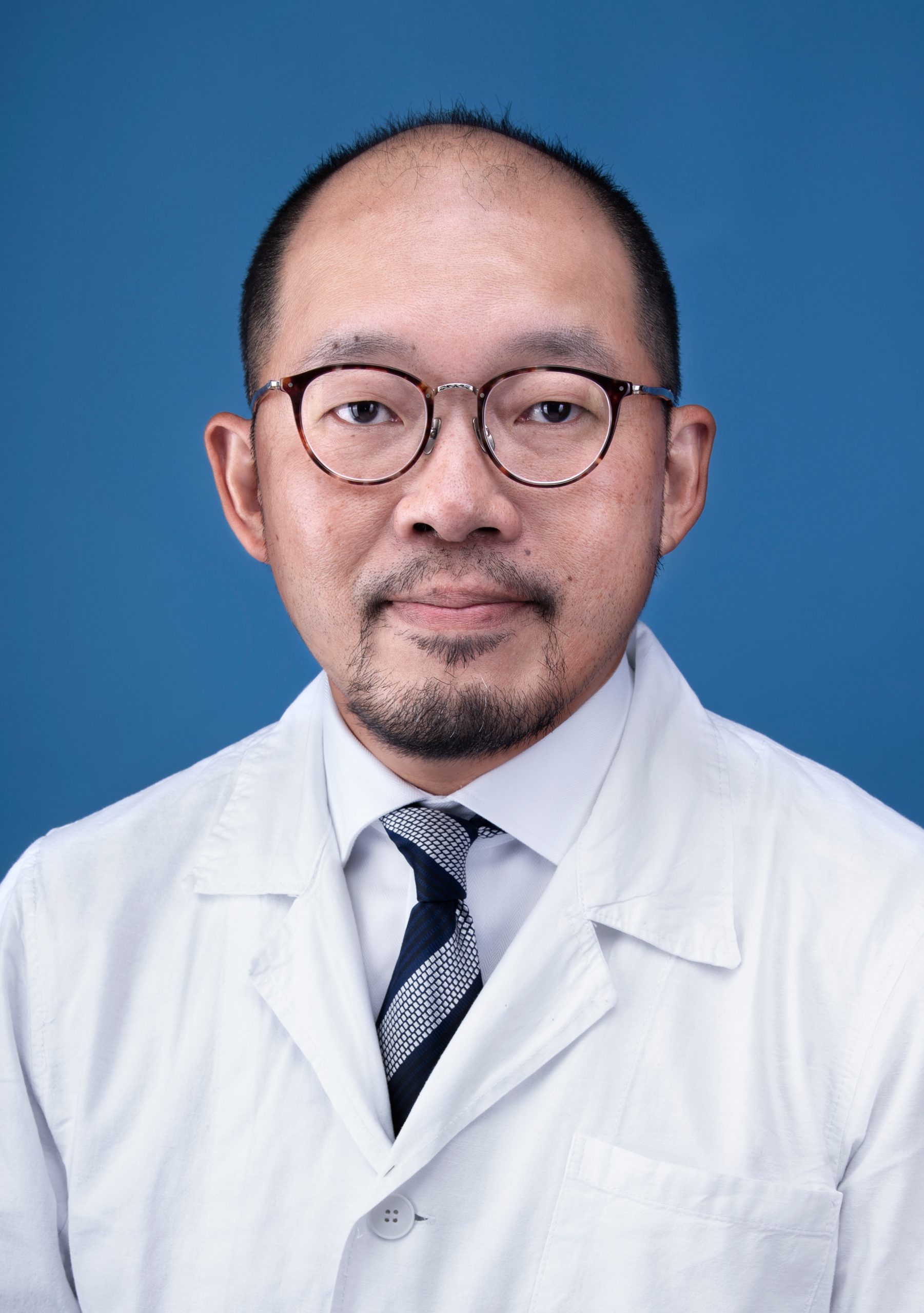 Dr TW Lau